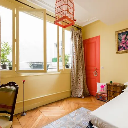 Rue De Bourgogne Iii By Onefinestay