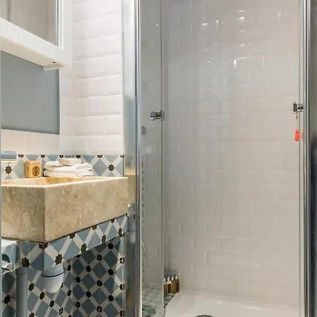 Rue De Bourgogne Iii By Onefinestay Apartmán